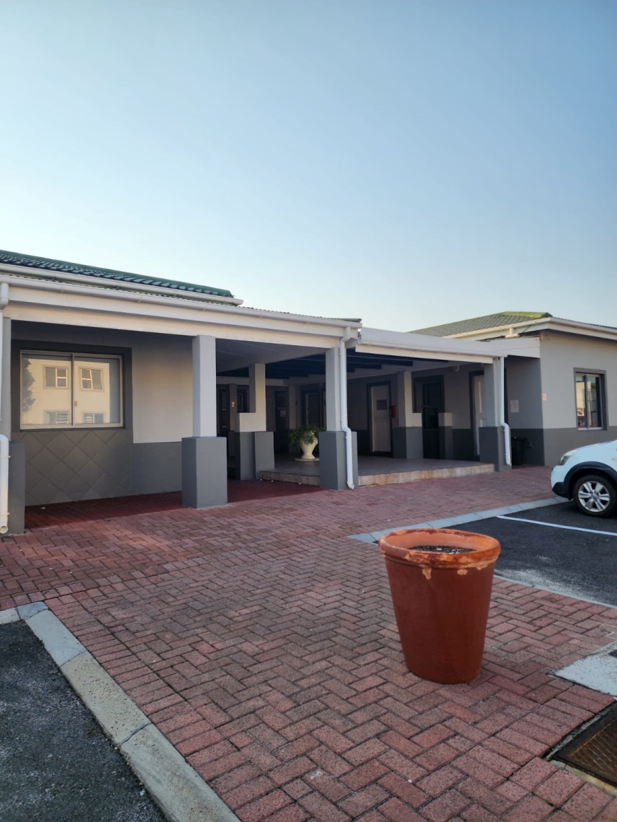 To Let 2 Bedroom Property for Rent in Big Bay Western Cape